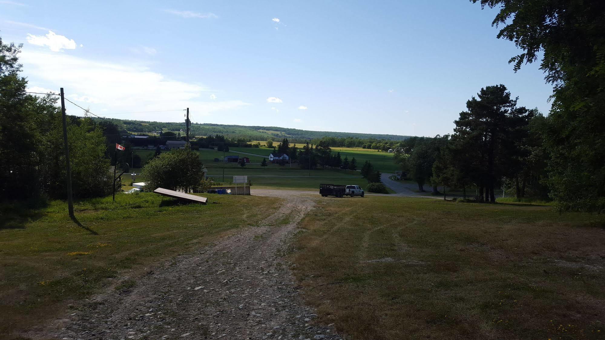Parc Sutton Bay Park Hotel New Liskeard ภายนอก รูปภาพ